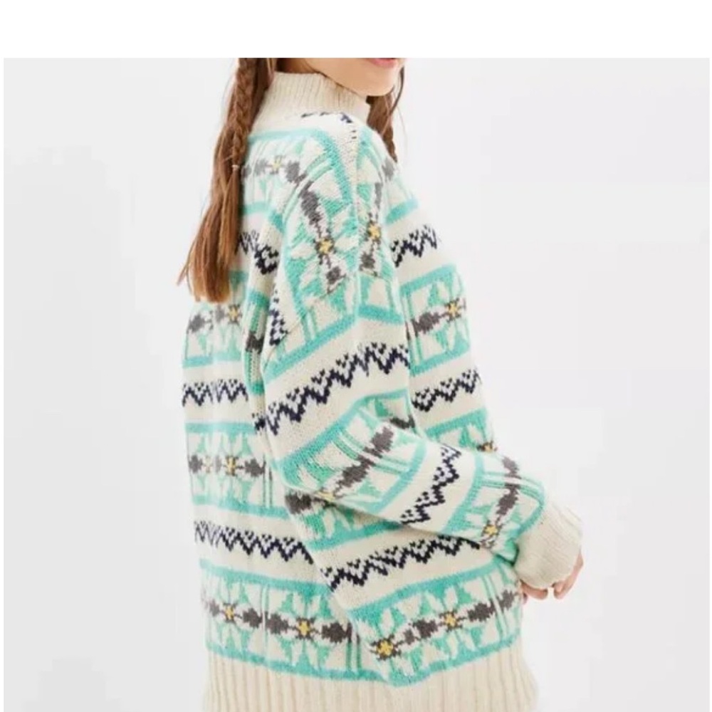 American Eagle Outfitters Mint and Cream Patterned Turtleneck Sweater